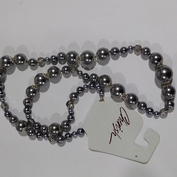 Cherish Elegant Silver tone & Grey Beads Long Necklace - Women's Fashion Jewelry - Picture 6 of 7